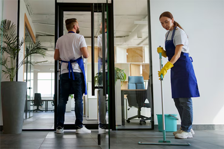 VRT Vasic Gebäudereinigung Glasreinigung und Umzug